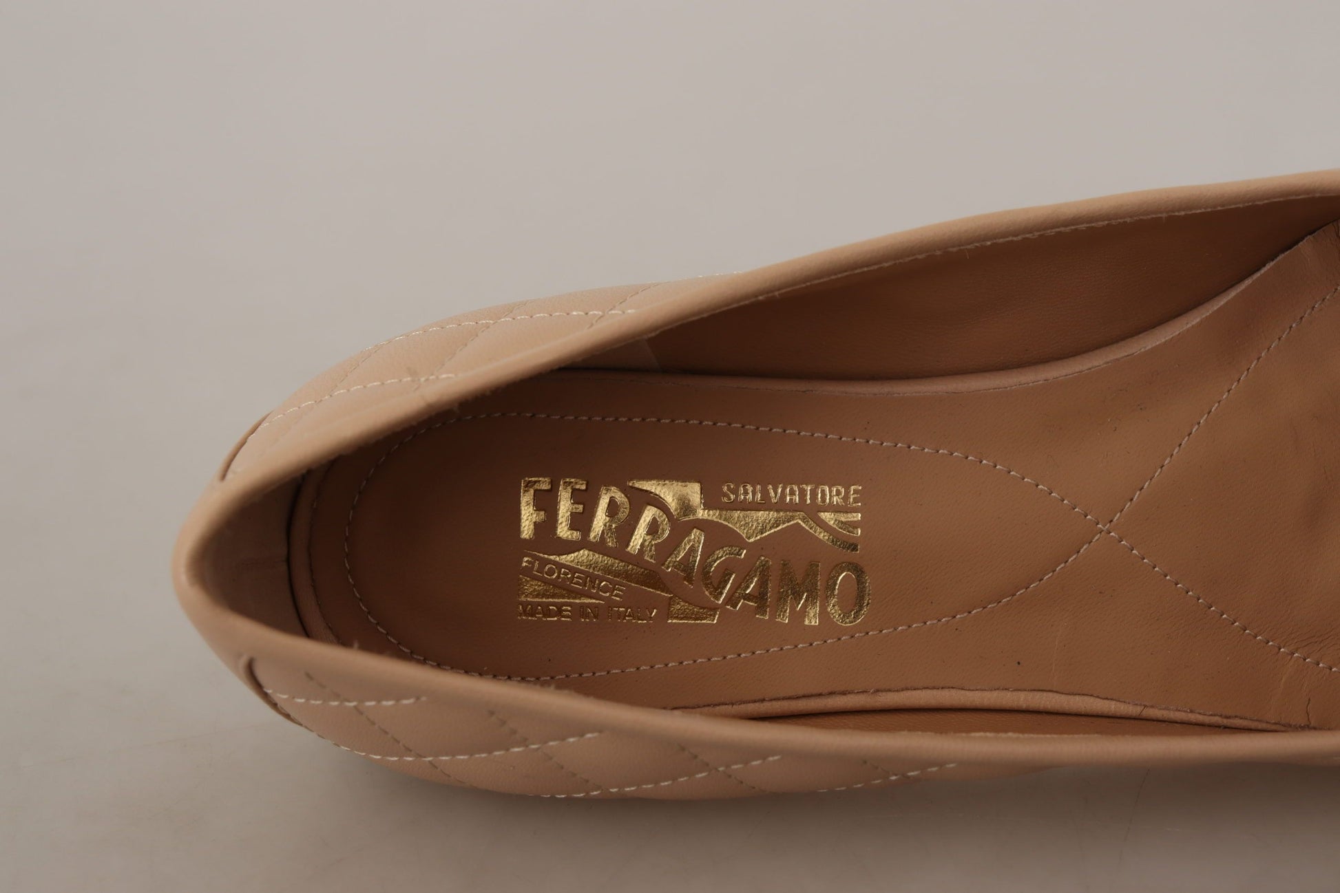 Salvatore Ferragamo Elegant Quilted Leather Flats - Chic Dual-Tone Design - Ora And Co.